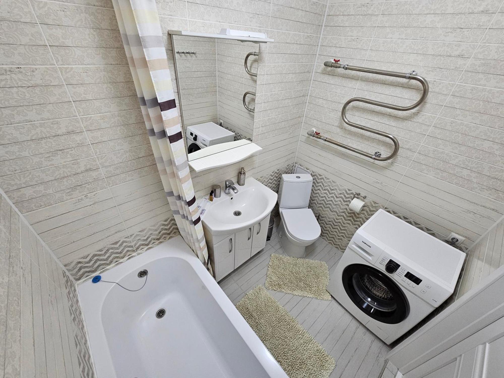 Ernaz Plus Apartments: Promenade Expo อัสตานา ภายนอก รูปภาพ