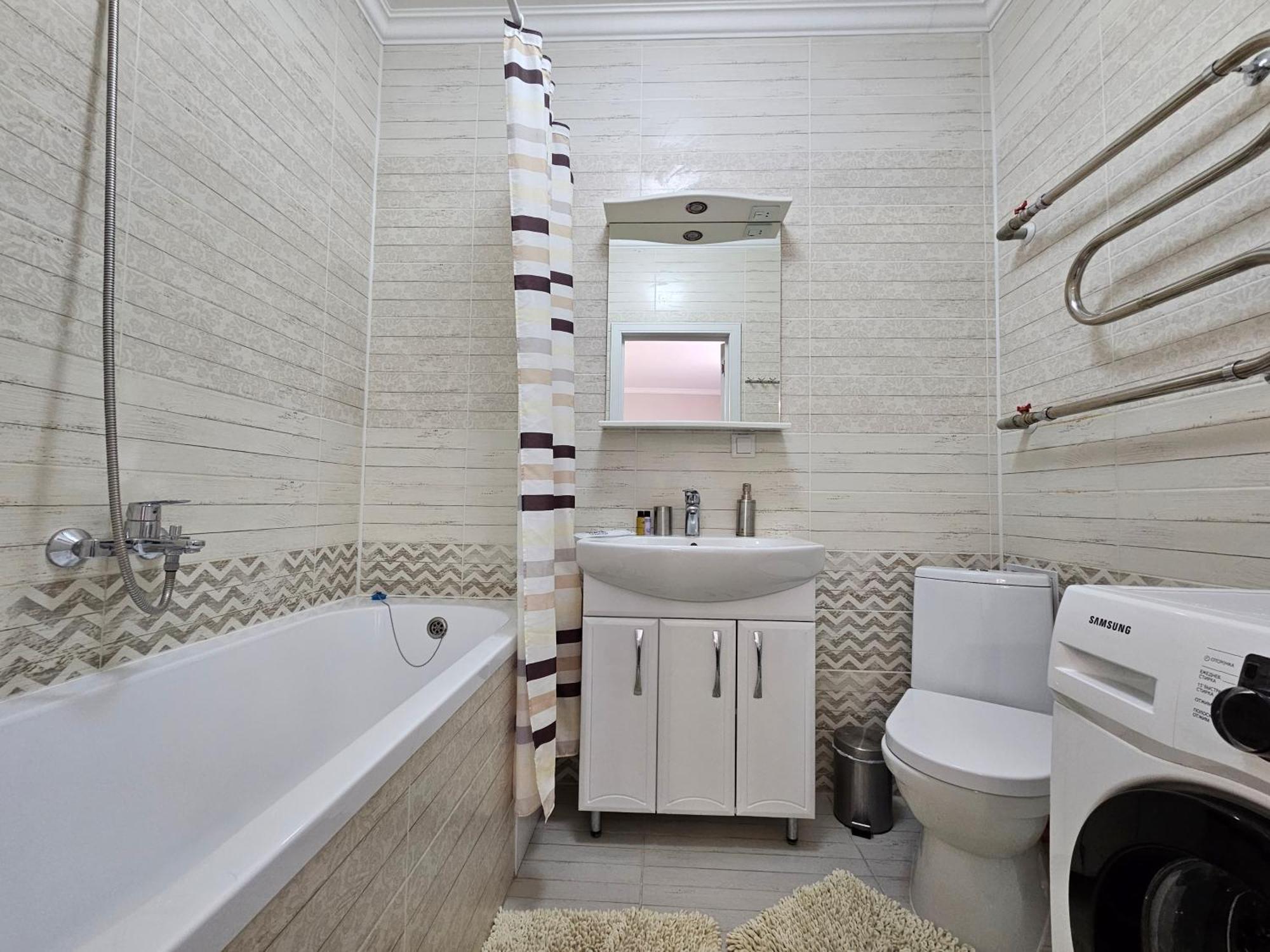 Ernaz Plus Apartments: Promenade Expo อัสตานา ภายนอก รูปภาพ